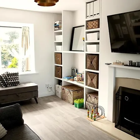 3 Bedroom Family With Sea And Mountain View * 위클로